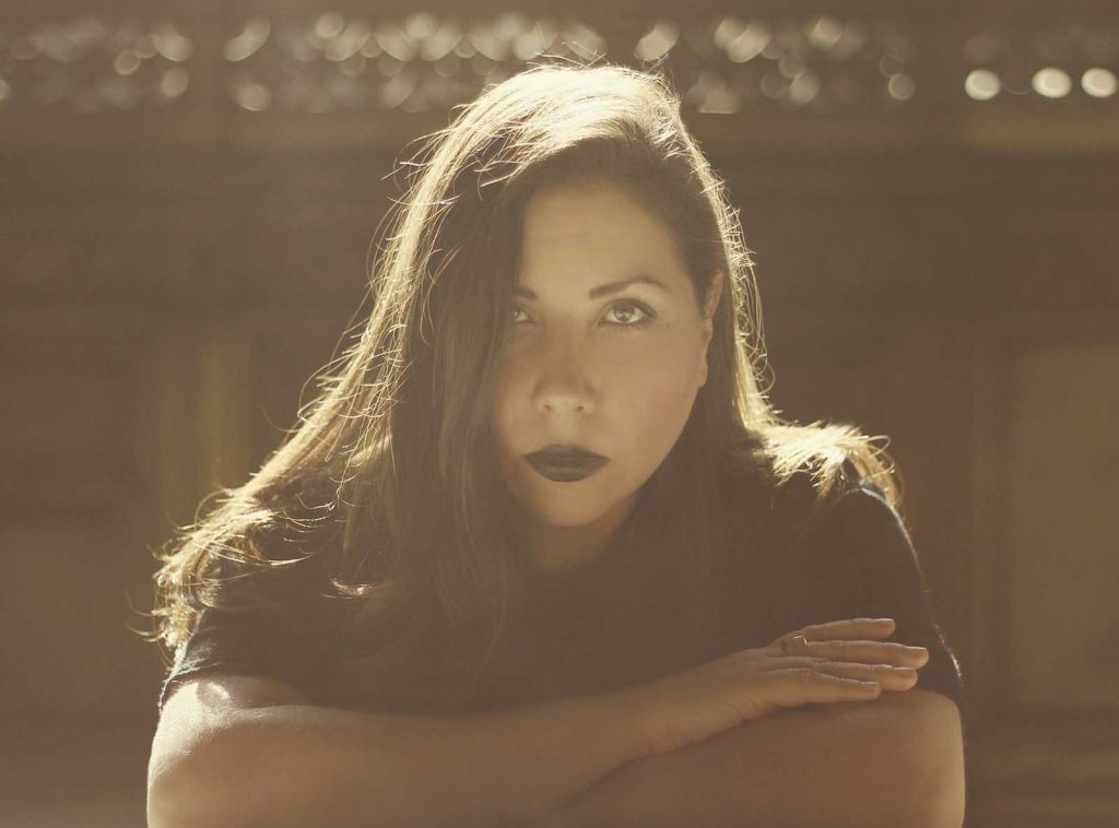 Carmen-Ruiz-estrena-Herencia-su-EP-tributo-a-la-cancion-latinoamericana