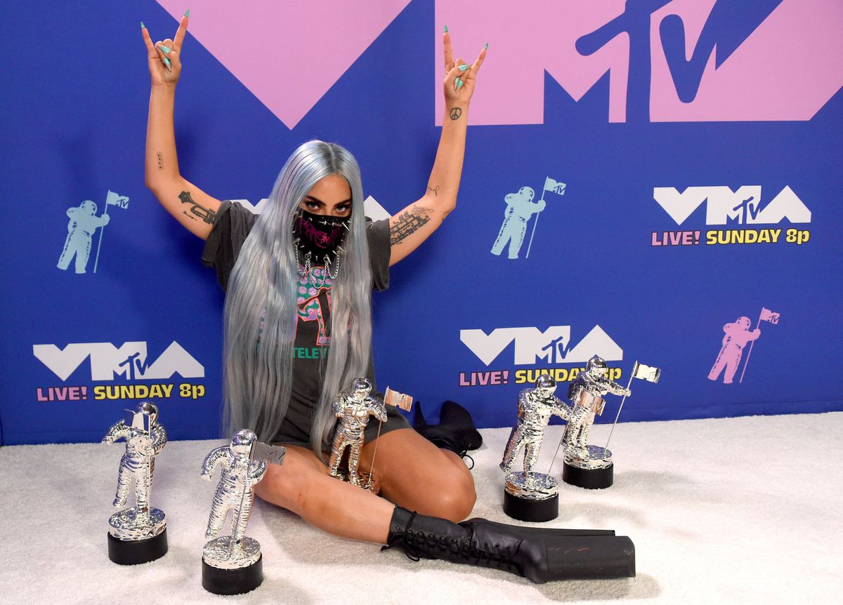 Lady Gaga celebrates her five VMA wins with funny photos - New York Daily  News