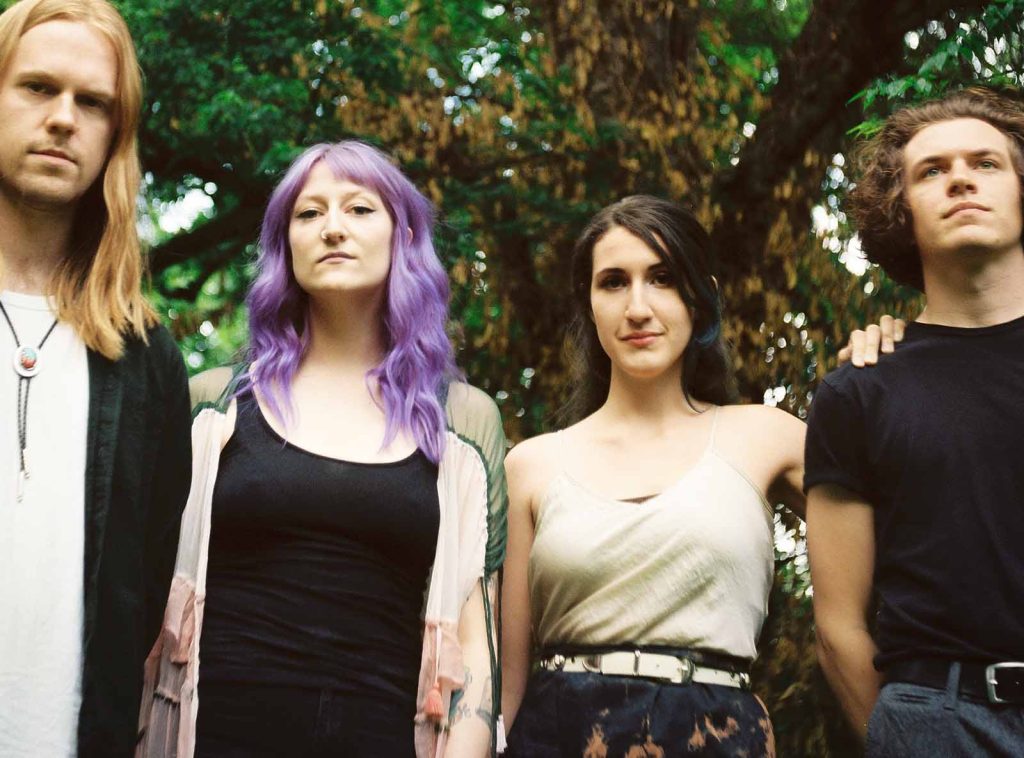 Oginalii-regresa-con-Pillars