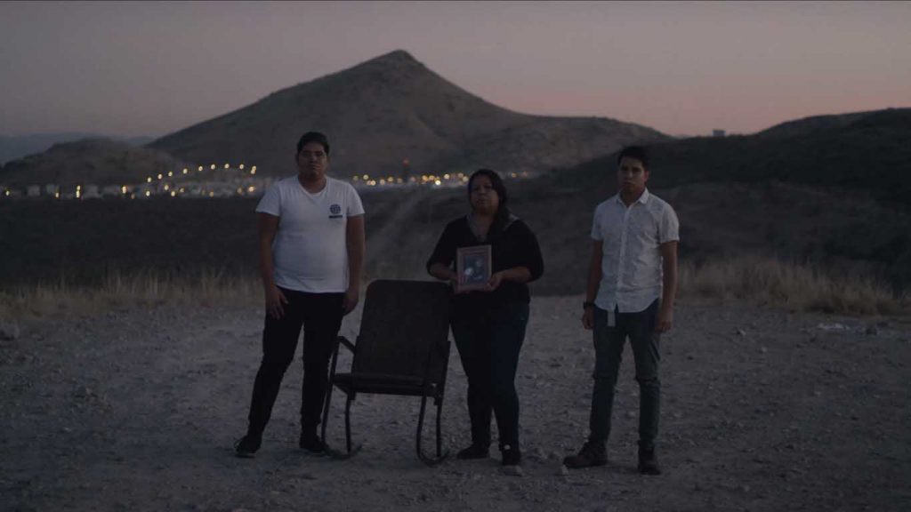Familias reales participaron en el videoclip en busca de justicia 