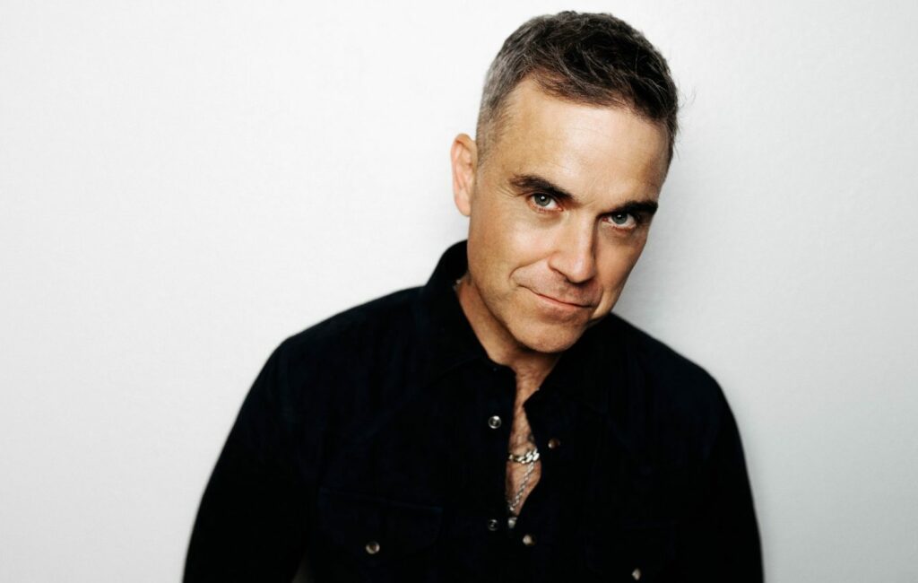 Robbie Williams lanza 'XXV' -Celebrando 25 años como solista2