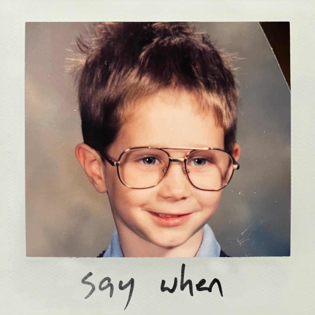 Dan Mangan regresa con un nuevo sencillo "Say When"